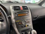 Toyota Auris 2009 Musta