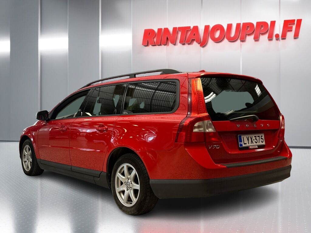 Volvo V70 2009 Punainen