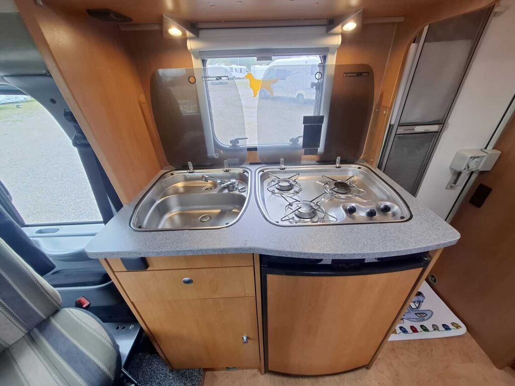 Dethleffs Fortero T 5975 2008 Sininen