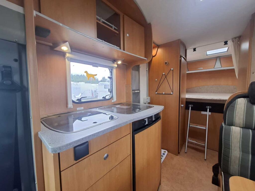 Dethleffs Fortero T 5975 2008 Sininen