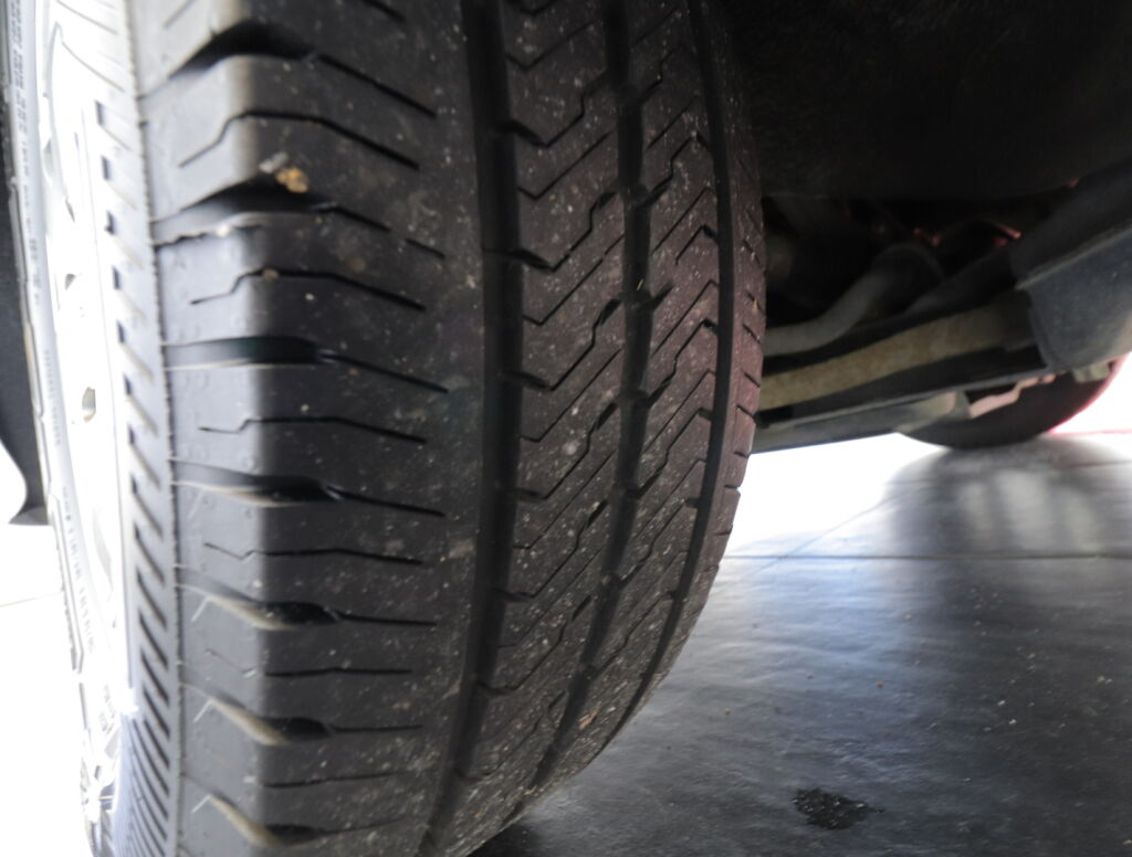 Bürstner VISEO I 696 2009 Valkoinen