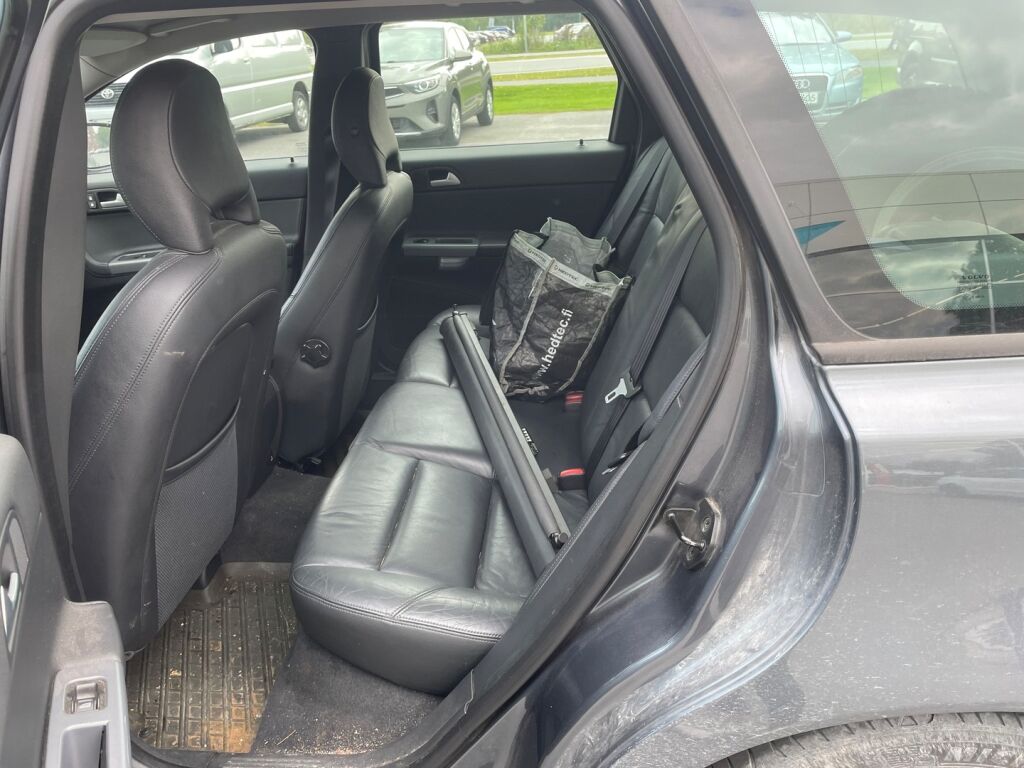 Volvo V50 2009 Harmaa