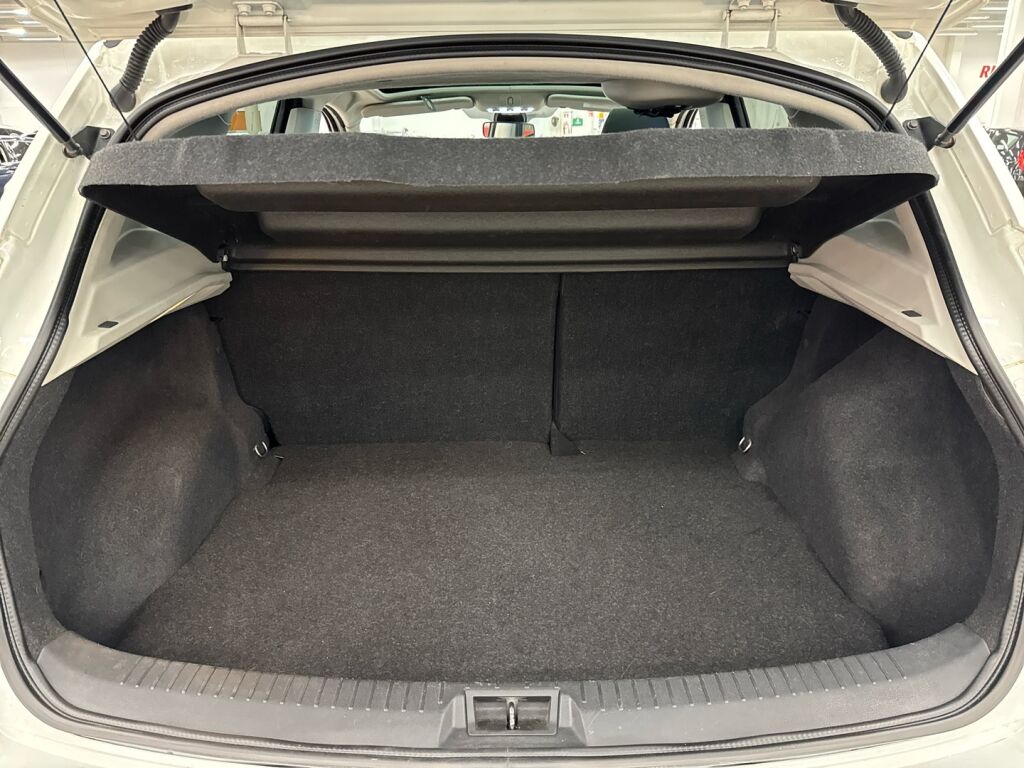 Nissan Qashqai 2010 Valkoinen