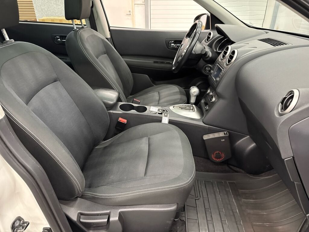 Nissan Qashqai 2010 Valkoinen