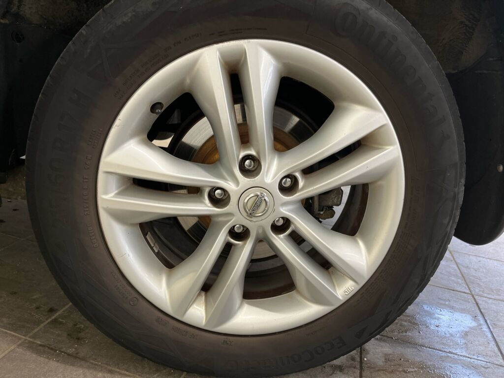 Nissan Qashqai+2 2010 Harmaa