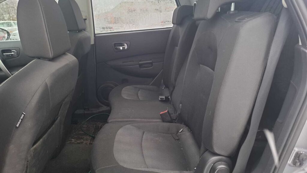 Nissan Qashqai+2 2010 Harmaa