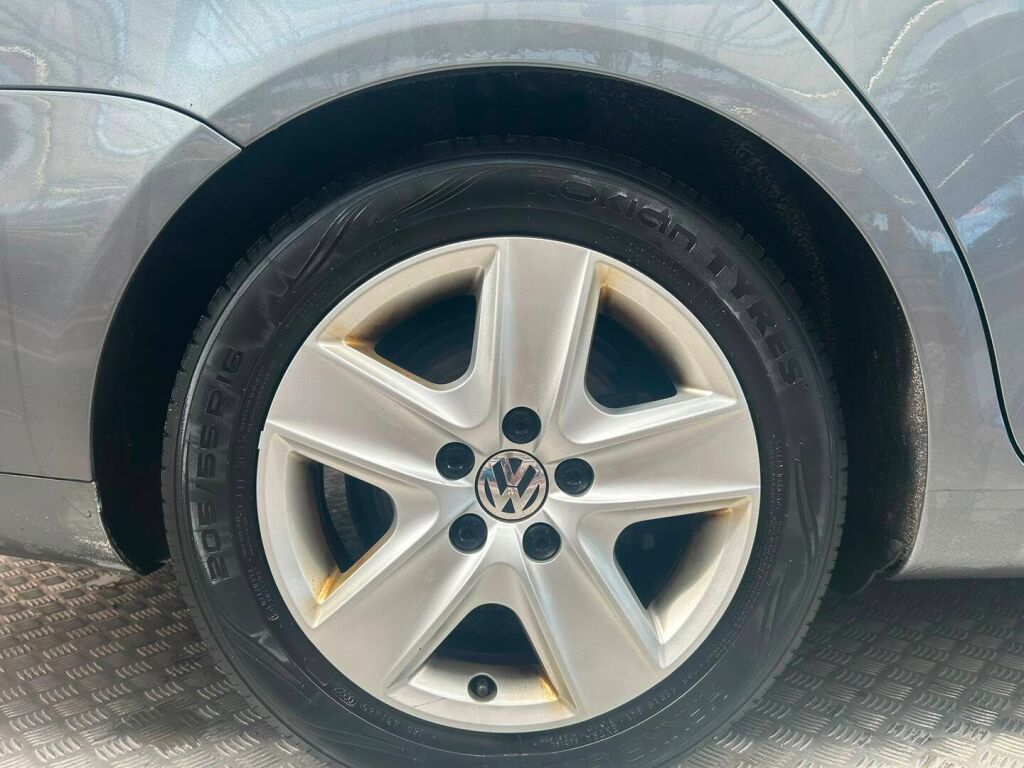 Volkswagen Golf 2010 Harmaa
