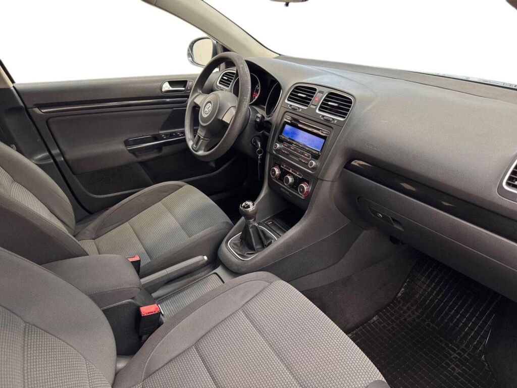 Volkswagen Golf 2010 Harmaa