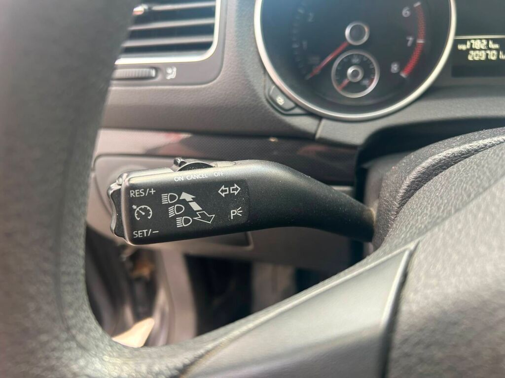 Volkswagen Golf 2010 Harmaa