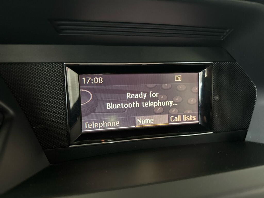 Mercedes-Benz GLK 2010 Musta