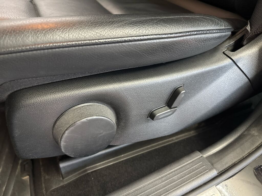 Mercedes-Benz GLK 2010 Musta