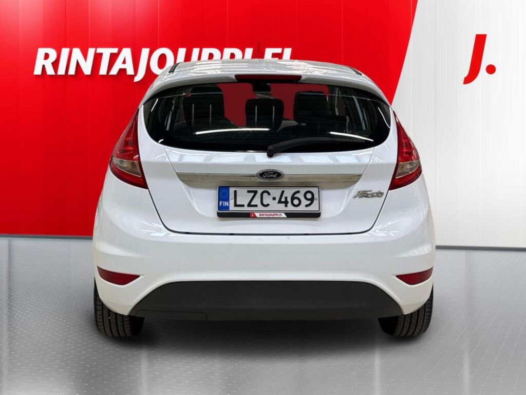 Ford Fiesta 2010 Valkoinen