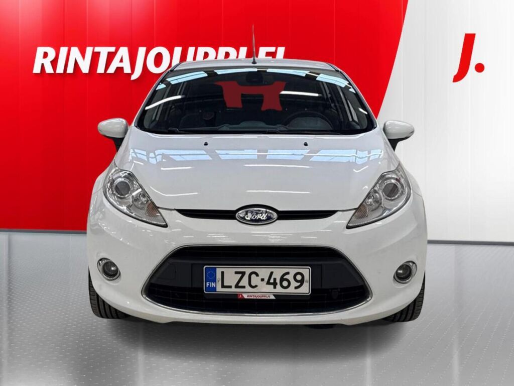 Ford Fiesta 2010 Valkoinen