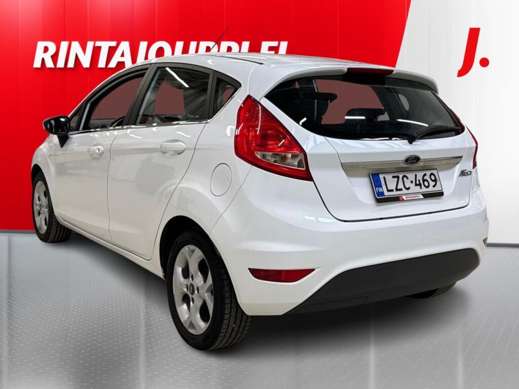 Ford Fiesta 2010 Valkoinen