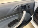 Ford Fiesta 2010 Valkoinen