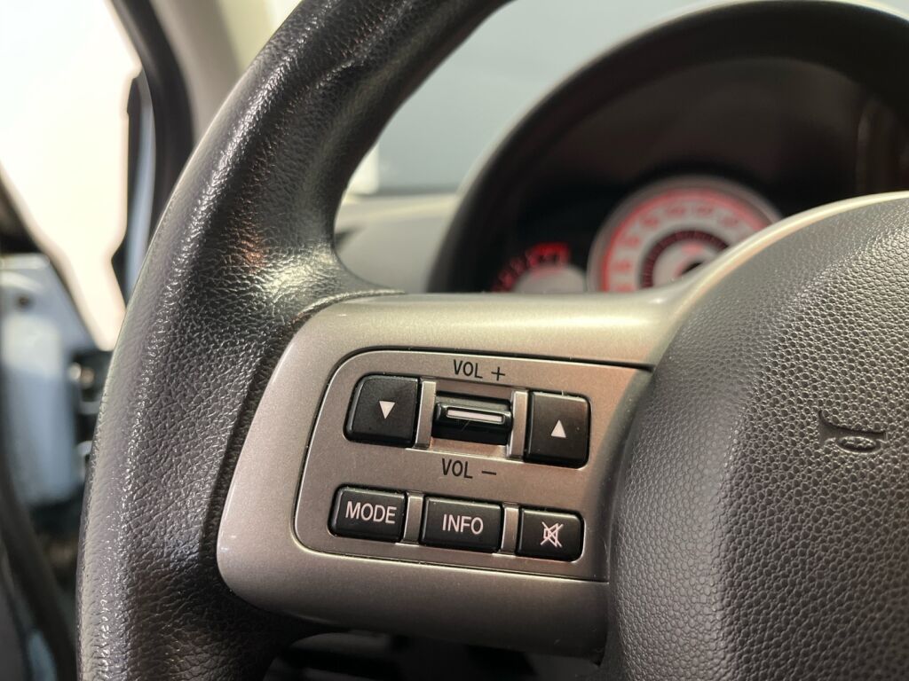 Mazda Mazda2 2010 Sininen