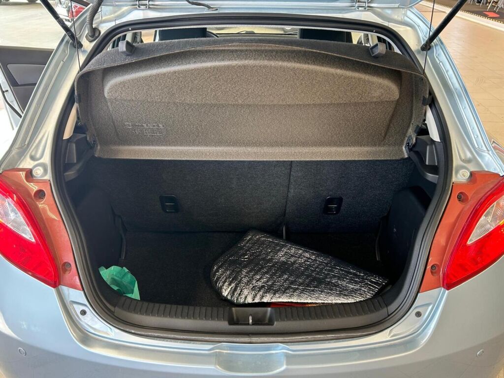 Mazda Mazda2 2010 Sininen