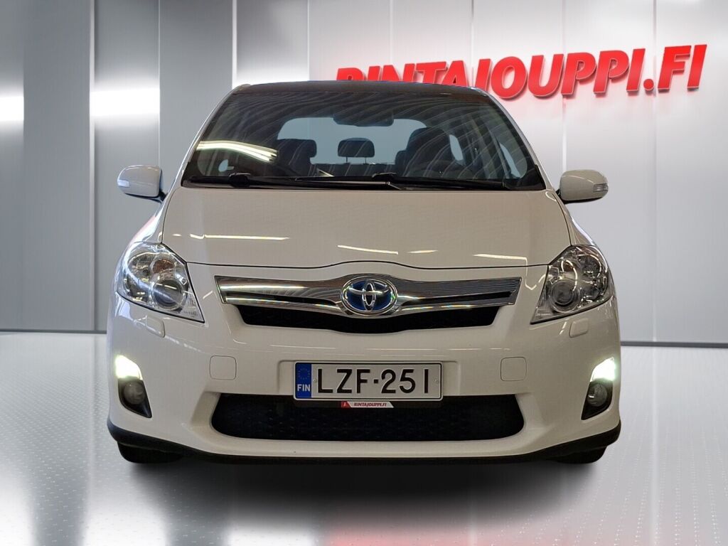 Toyota Auris 2011 Valkoinen