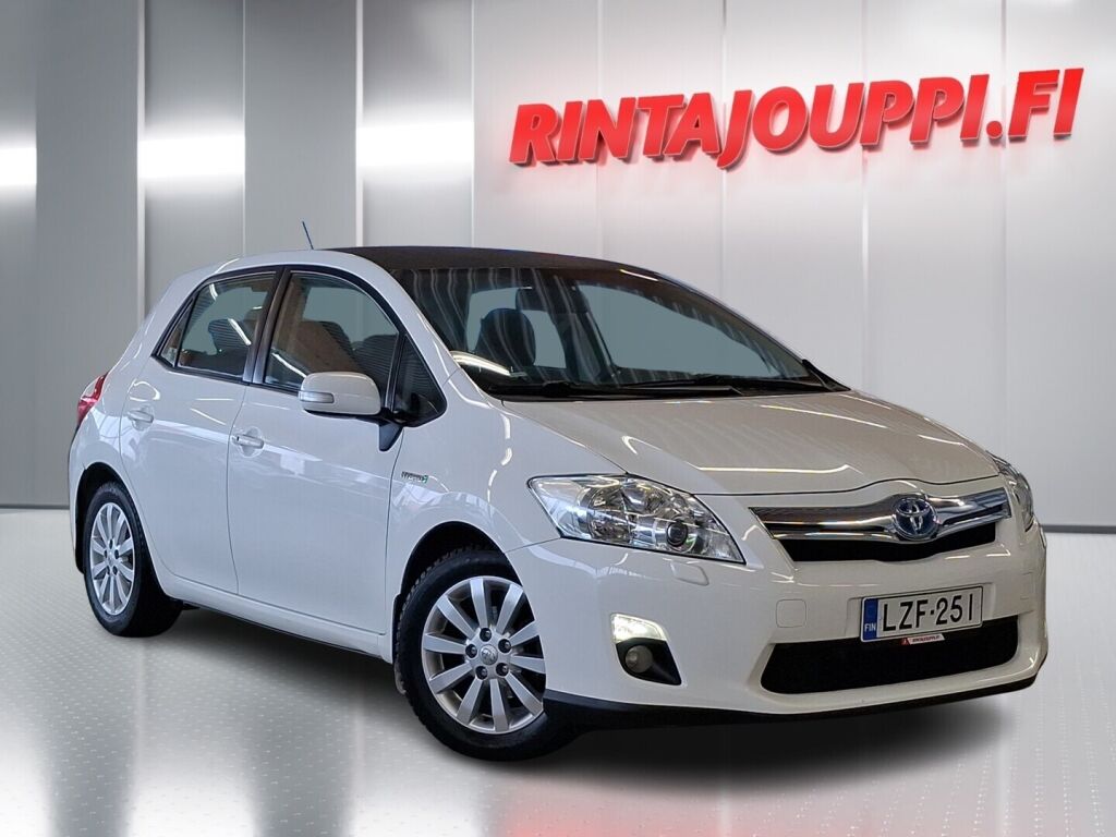 Toyota Auris 2011 Valkoinen