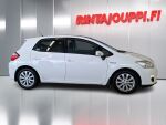 Toyota Auris 2011 Valkoinen