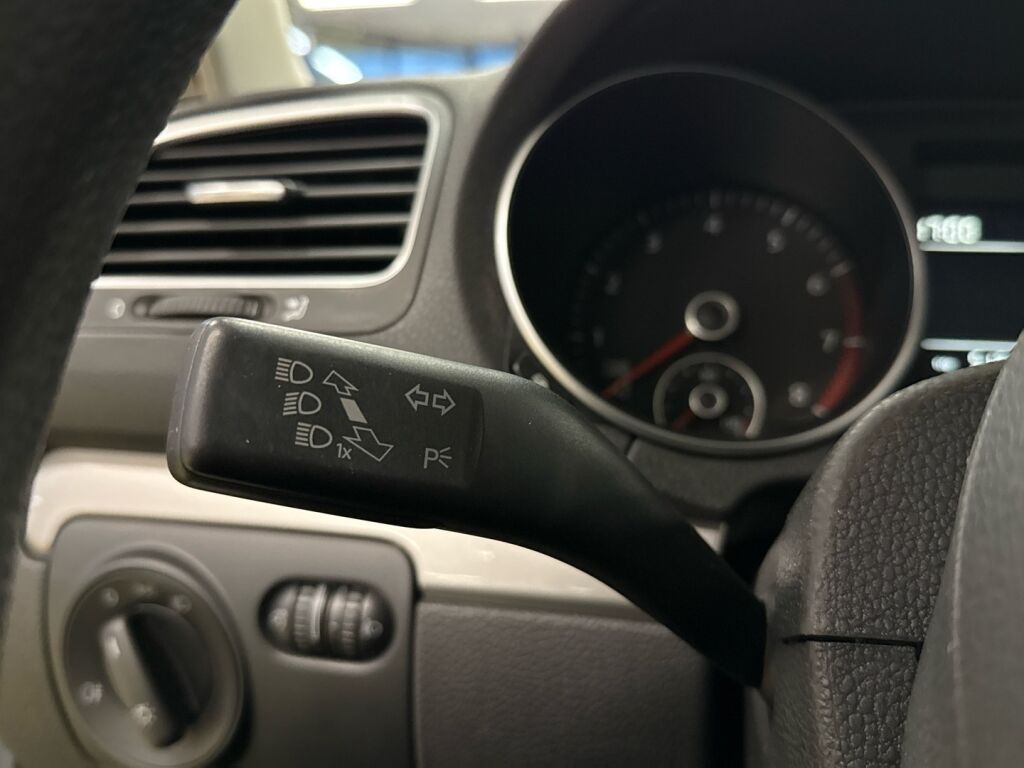 Volkswagen Golf 2011 Harmaa