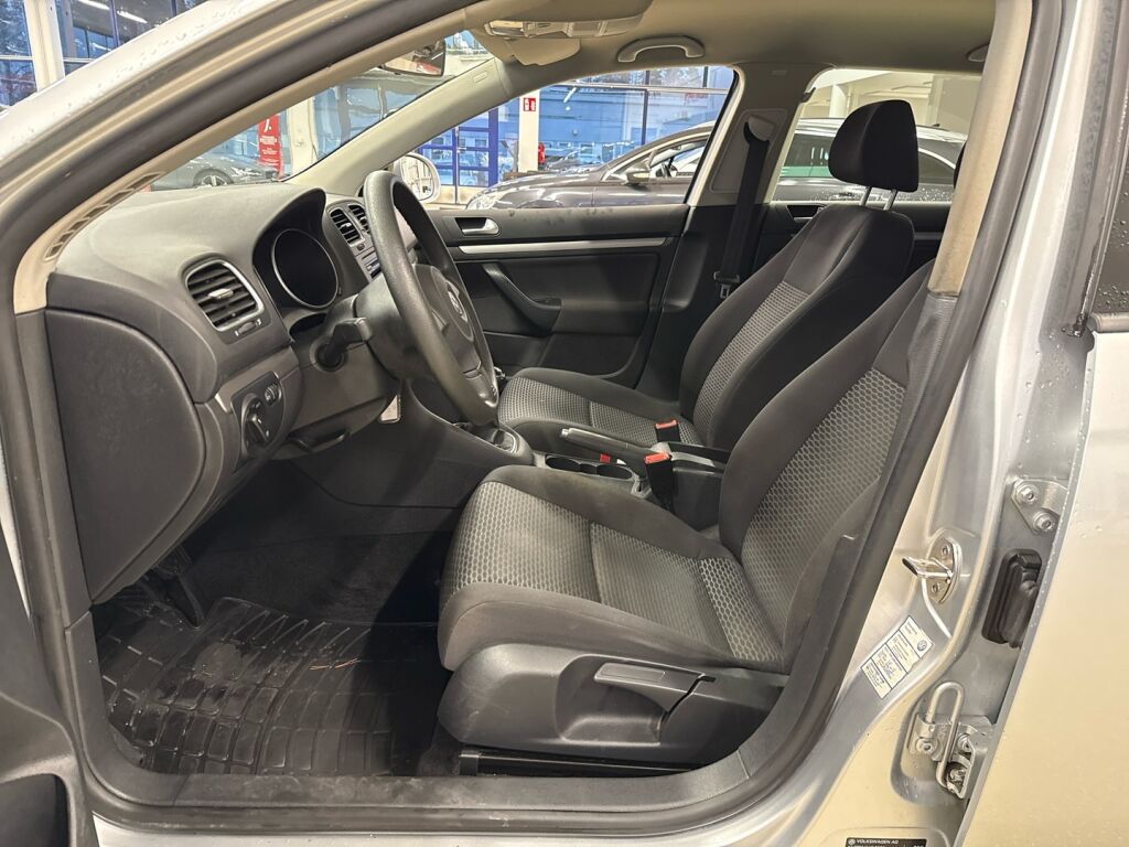 Volkswagen Golf 2011 Harmaa