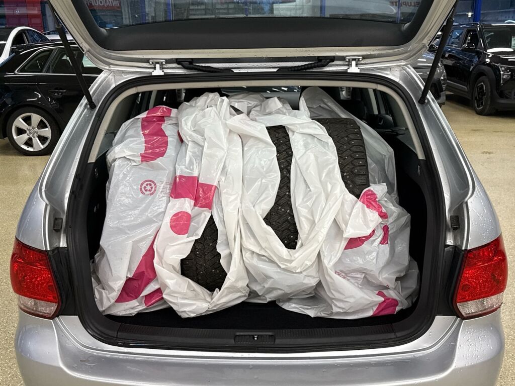 Volkswagen Golf 2011 Harmaa