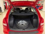 Skoda Fabia 2010 Punainen