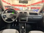 Skoda Fabia 2010 Punainen