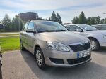 Skoda Fabia 2010 Ruskea (beige)