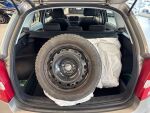 Skoda Fabia 2010 Ruskea (beige)