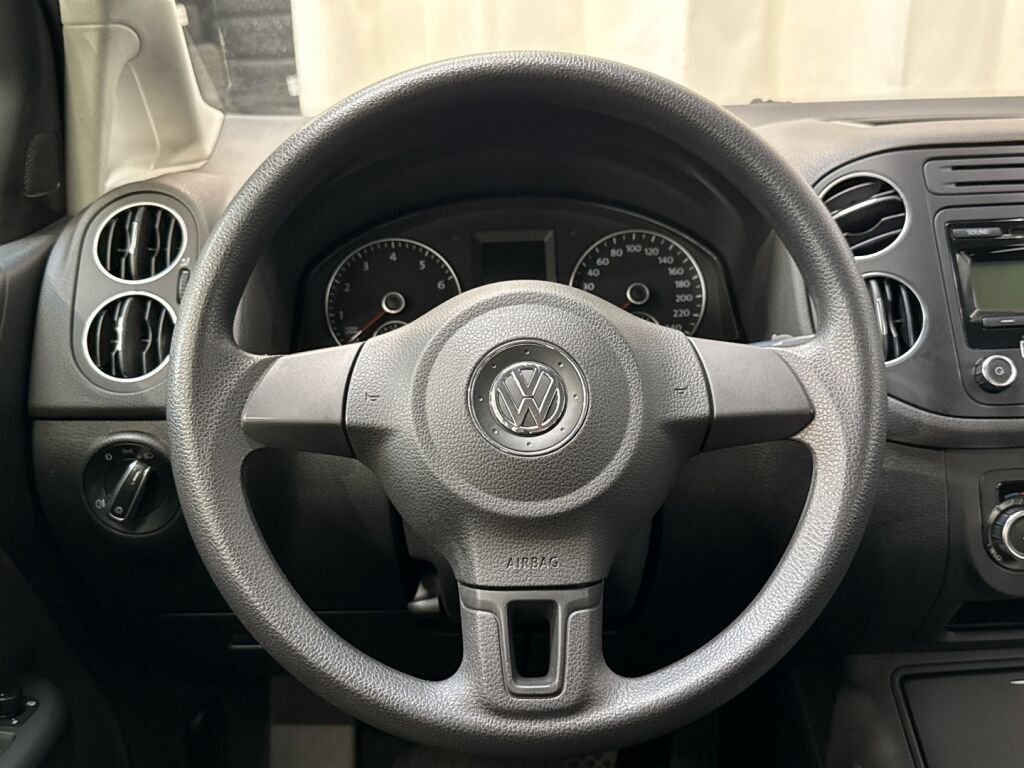 Volkswagen Golf Plus 2010 Ruskea (beige)