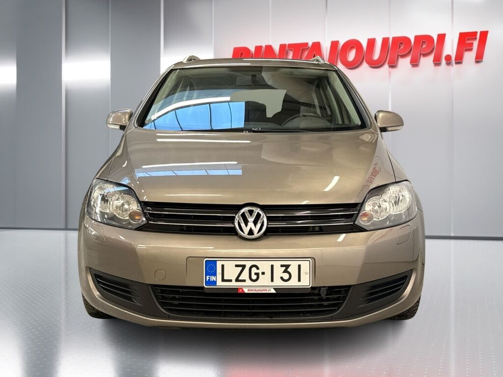 Volkswagen Golf Plus 2010 Ruskea (beige)