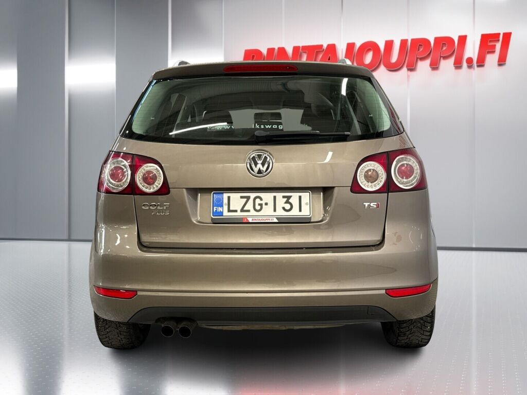 Volkswagen Golf Plus 2010 Ruskea (beige)