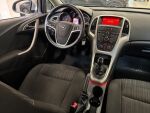 Opel Astra 2011 Hopea