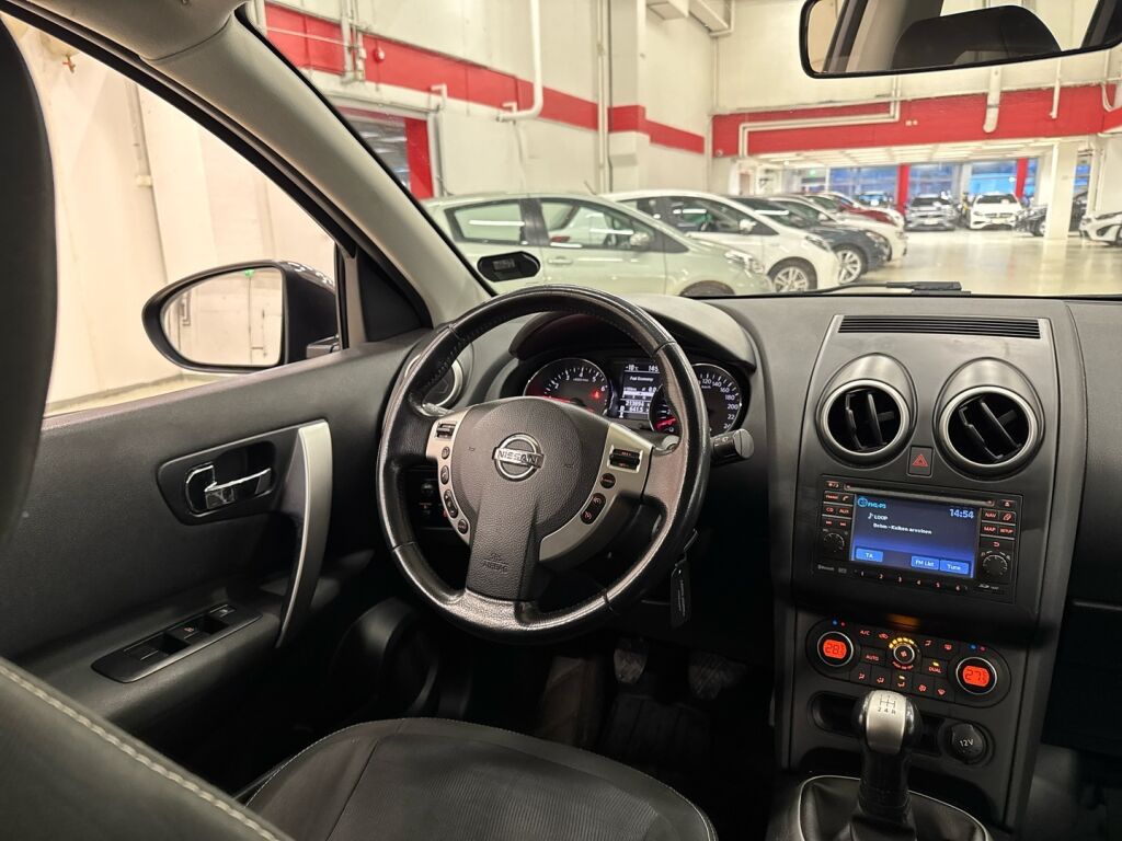 Nissan Qashqai 2011 Musta