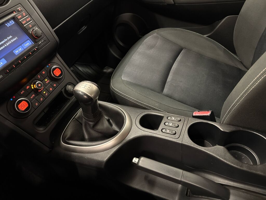 Nissan Qashqai 2011 Musta