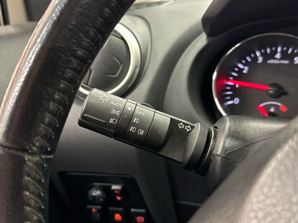 Nissan Qashqai 2011 Musta