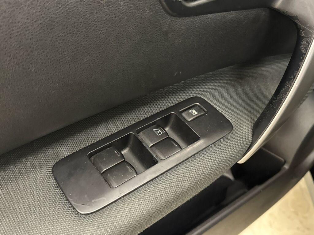 Nissan Qashqai 2011 Musta