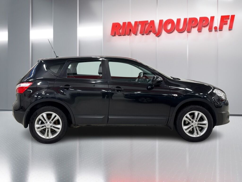 Nissan Qashqai 2011 Musta