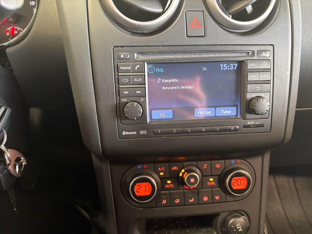 Nissan Qashqai 2011 Valkoinen