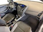 Ford Focus 2012 Harmaa