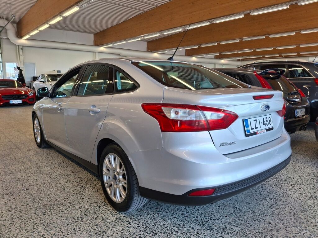Ford Focus 2012 Harmaa