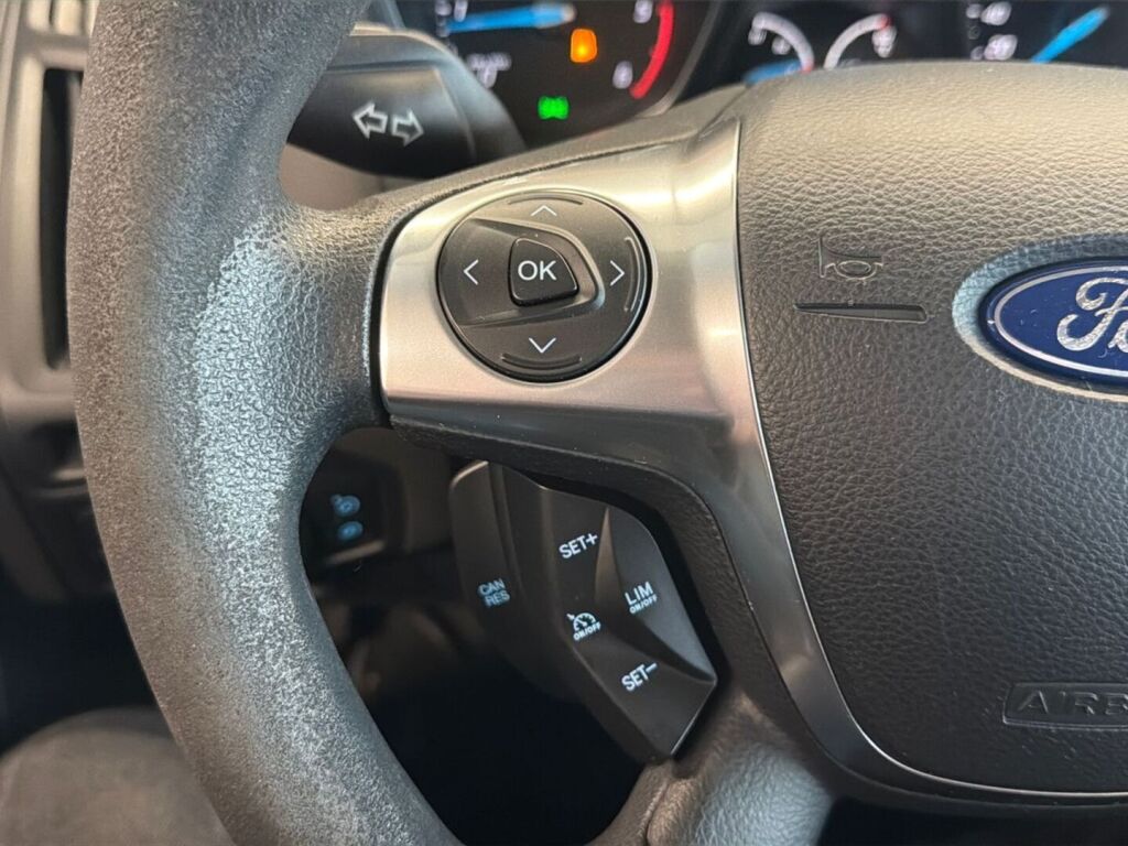 Ford Focus 2012 Harmaa