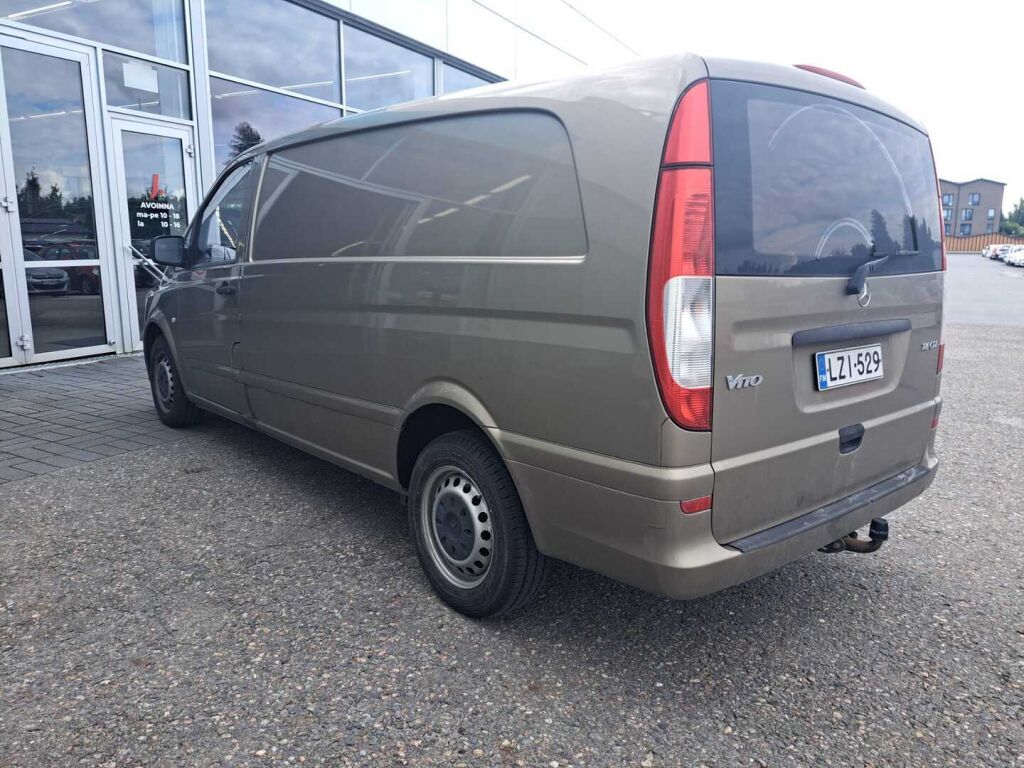 Mercedes-Benz Vito 2011 Ruskea (beige)