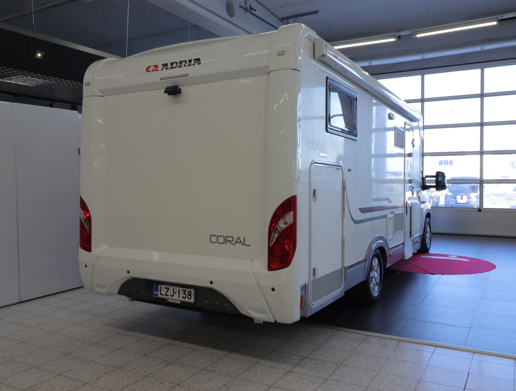 Adria CORAL S 670 SL 2011 Hopea