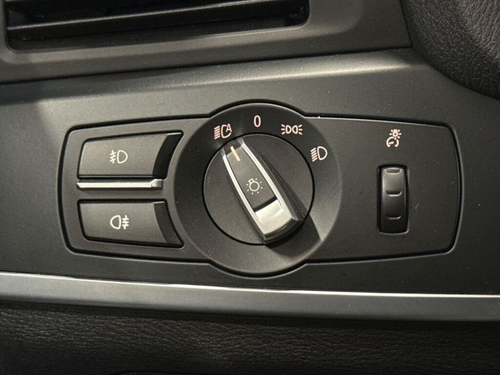 BMW X3 2011 Harmaa