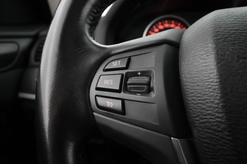 BMW X3 2011 Punainen