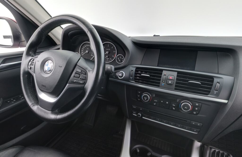 BMW X3 2011 Punainen