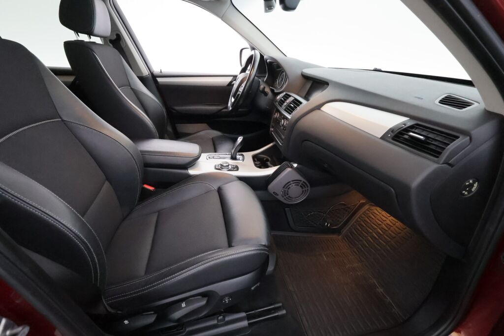 BMW X3 2011 Punainen